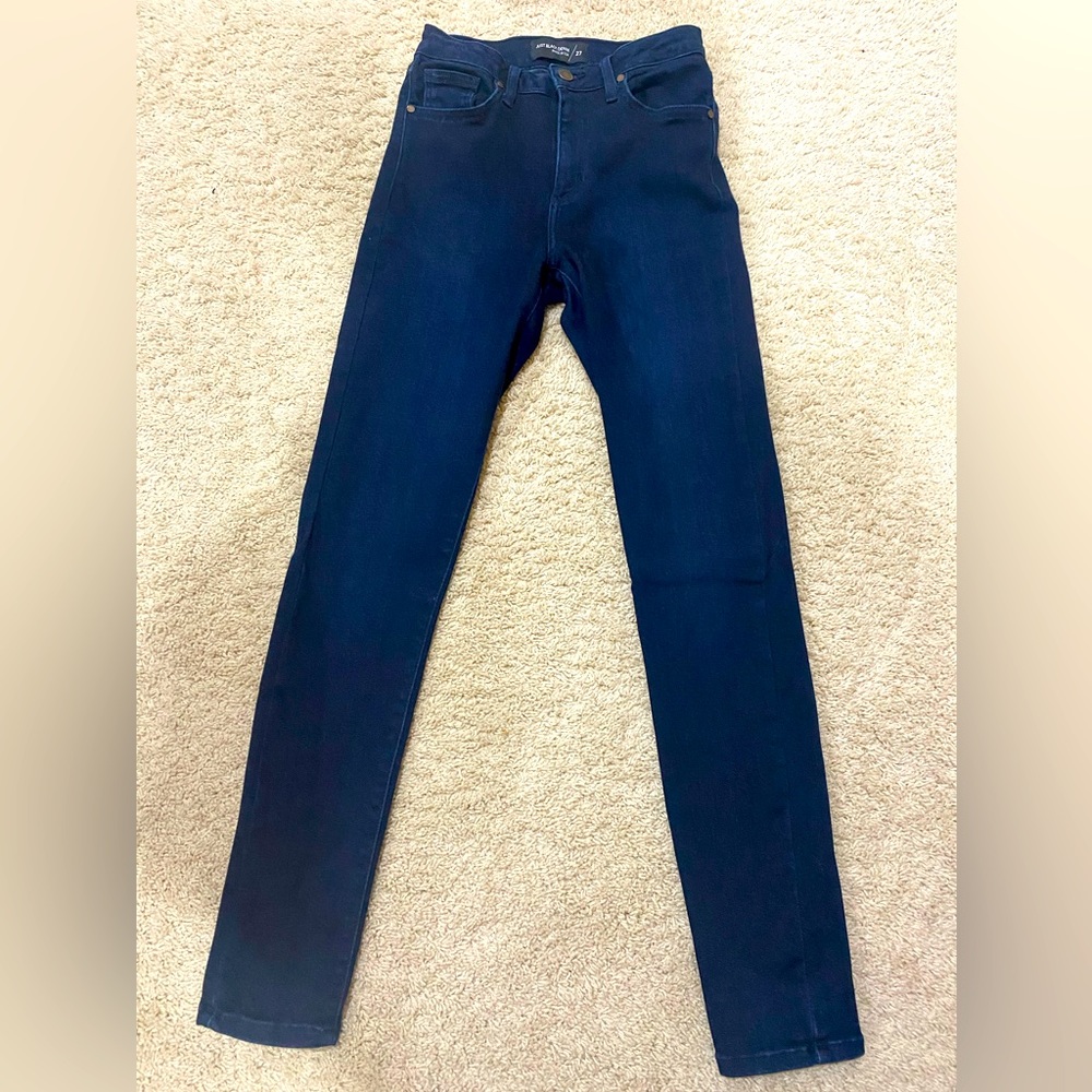 Just Black Denim. High rise skinny. Dark blue. Size 27.